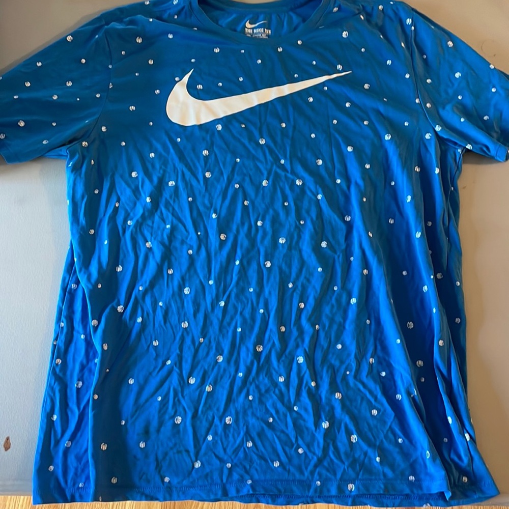 Nike XL blue basketball t-shirt